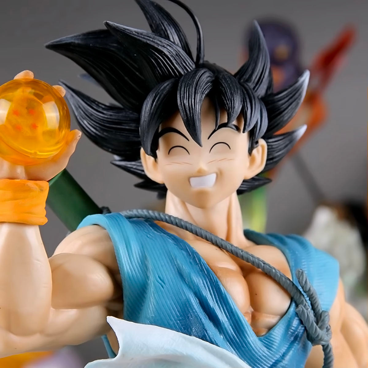 dragon ball - drt037 - dragon ball son goku happy laughing goku figure four star dragon ball action figurine statue model statue toys gift