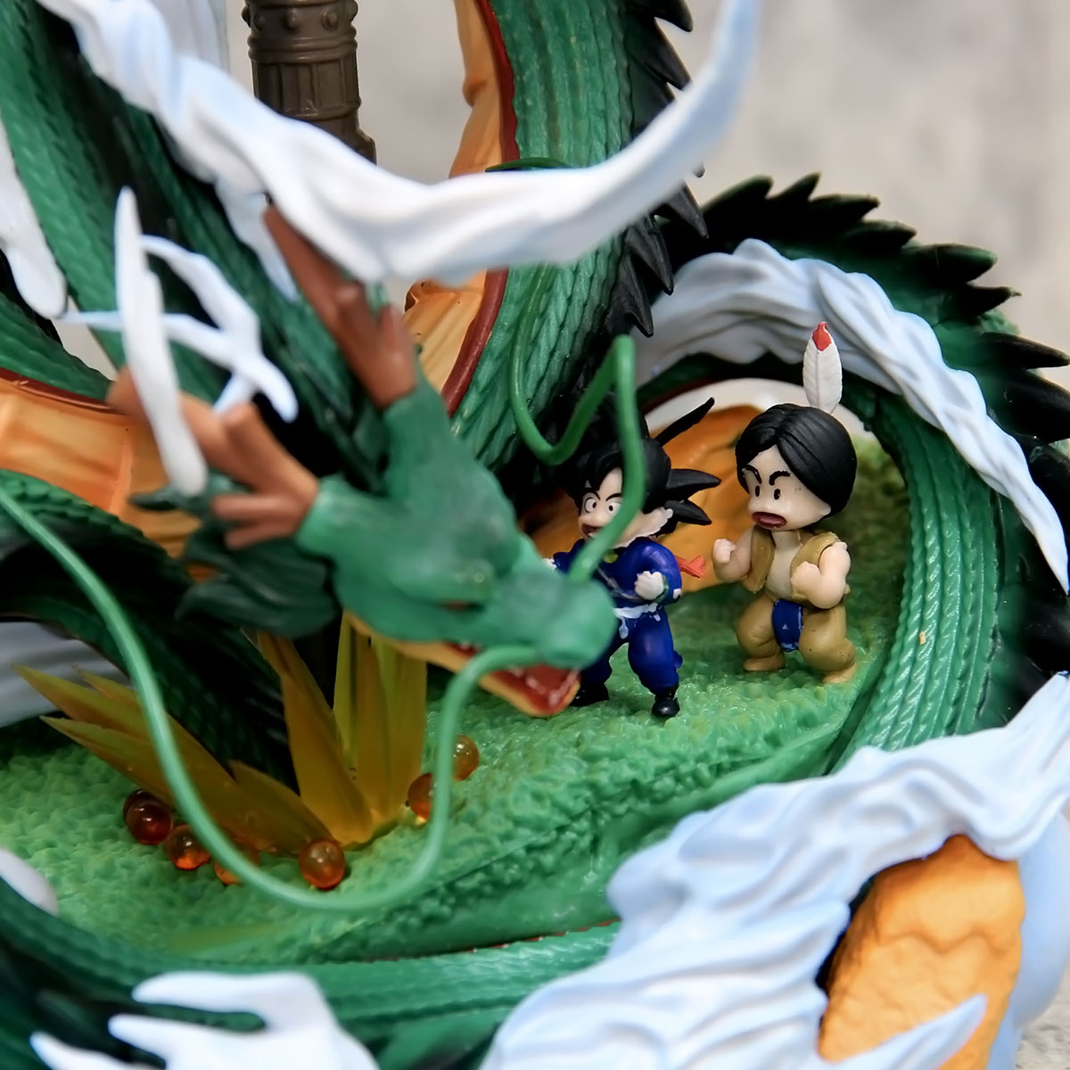 dragon ball - drt042 - anime dragon ball z shenlong and little goku figures anime characters shenlong ornaments pvc model toys gifts