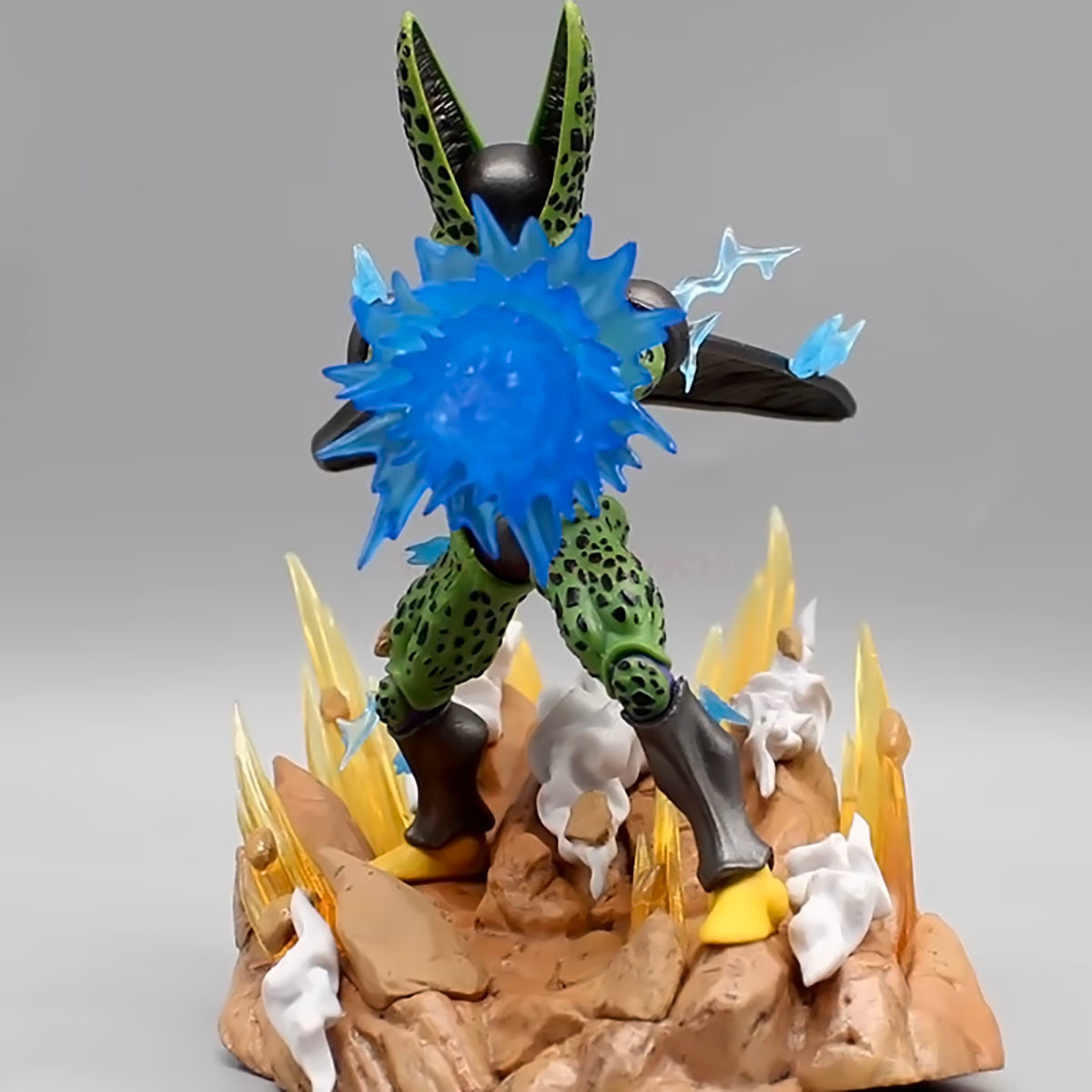 dragon ball - drt043 - dragon ball z anime figure son goku kamehameha figures cell kakarotto super saiyan collectible toy model doll model toys gifts