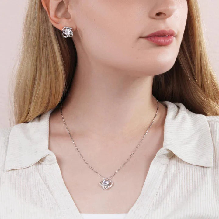 TM1- To My Wife Necklace CUSTOMIZABLE VALENTINE Gift